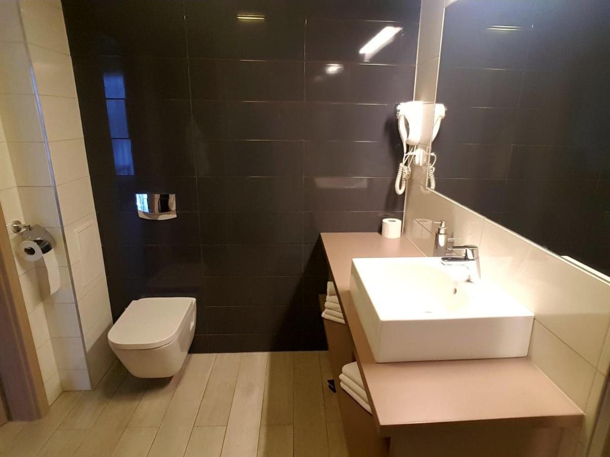 Atrakcyjny Apartament Czarna Gora Stronie Śląskie エクステリア 写真